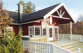  Holiday home Lyngdal Bordvik  Люнгдал